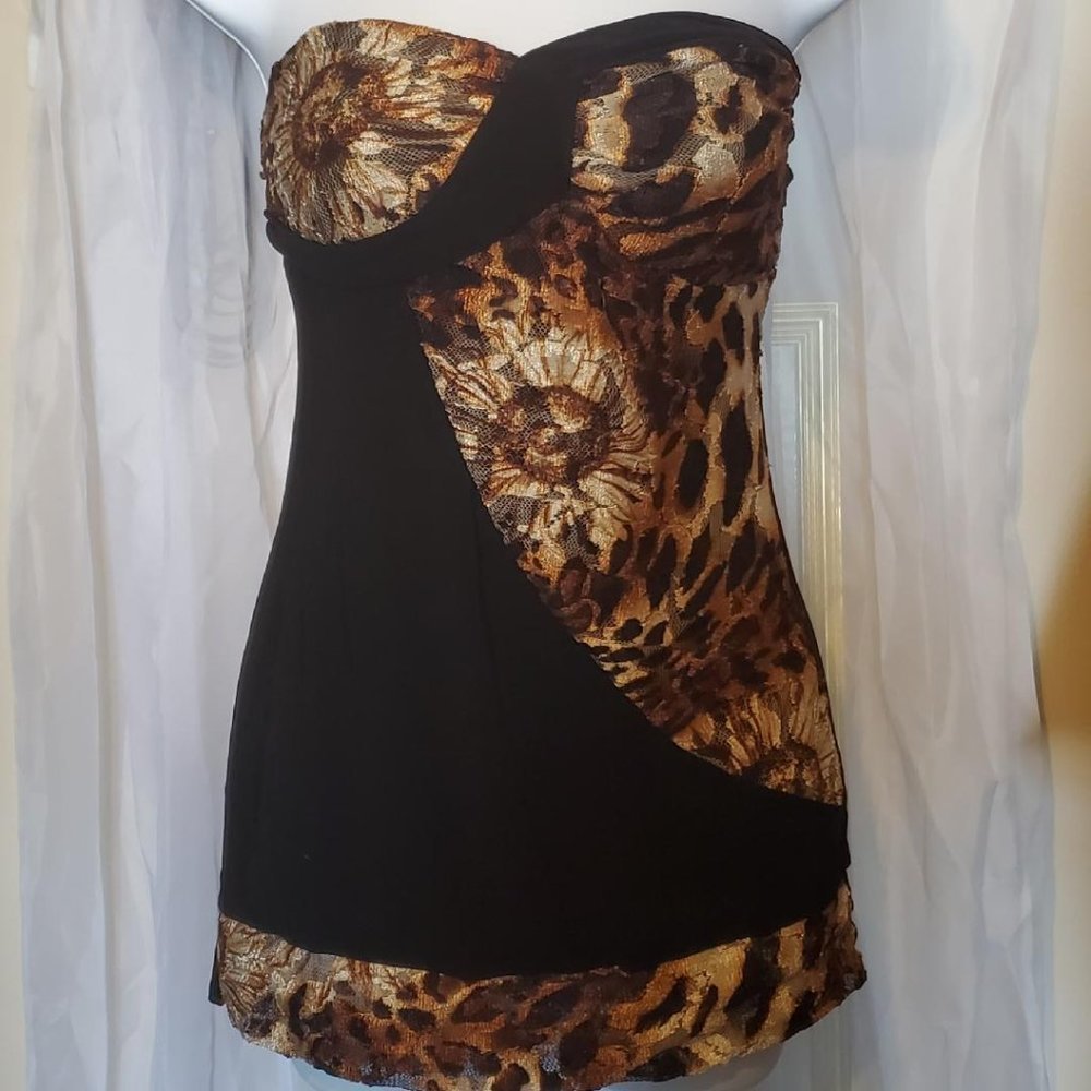 UEC Twin Brand Leopard Strapless Top L